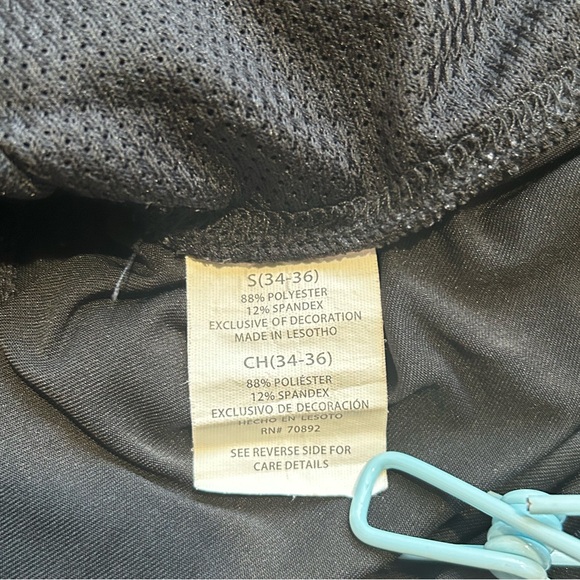 QWICK DRY Black Workout Shirt Polyester & Spandex Blend Women Unisex Small 32-24 - Picture 5 of 5